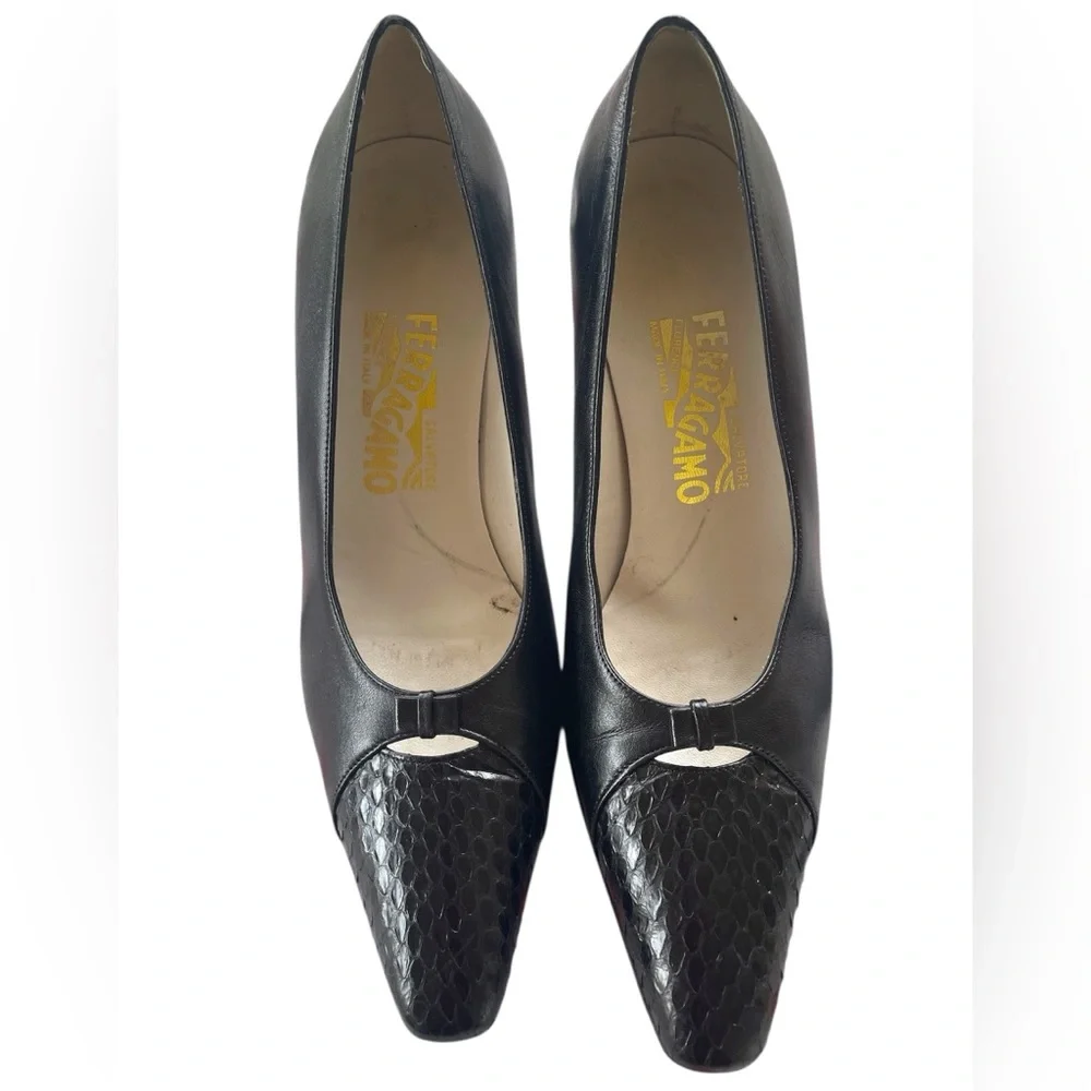 Salvatore Ferragamo Black Leather Women's Shoes